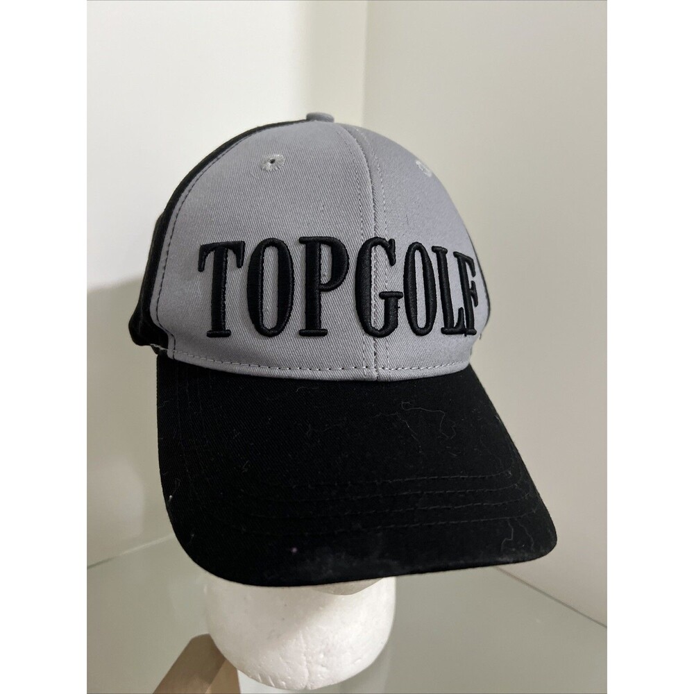 Top Golf Gray & Black Snapback Hat (Damaged Strap)